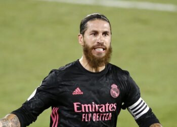 Sergio Ramos marca en El Clásico pese a estar en duda durante la semana