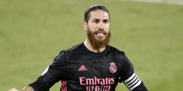 Sergio Ramos marca en El Clásico pese a estar en duda durante la semana