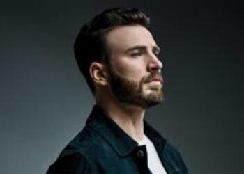 Chris Evans arremete contra Donald Trump por decir que no teman al COVID