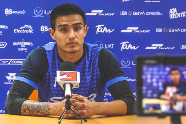 Disfruta Alexis Andrade titularidad en el arco naranja