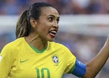 Marta, futbolista brasileña, da positivo en Covid-19