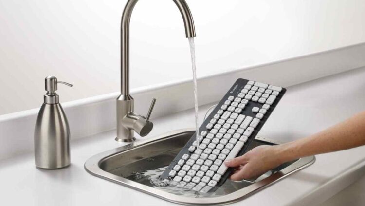 Conoce la manera correcta de limpiar dispositivos electrónicos