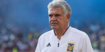 Tuca Ferretti espera que sus Tigres no caigan en un bache
