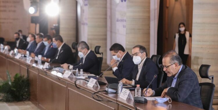 Gobernadores mexicanos federalistas felicitan a Joe Biden por triunfo en EU