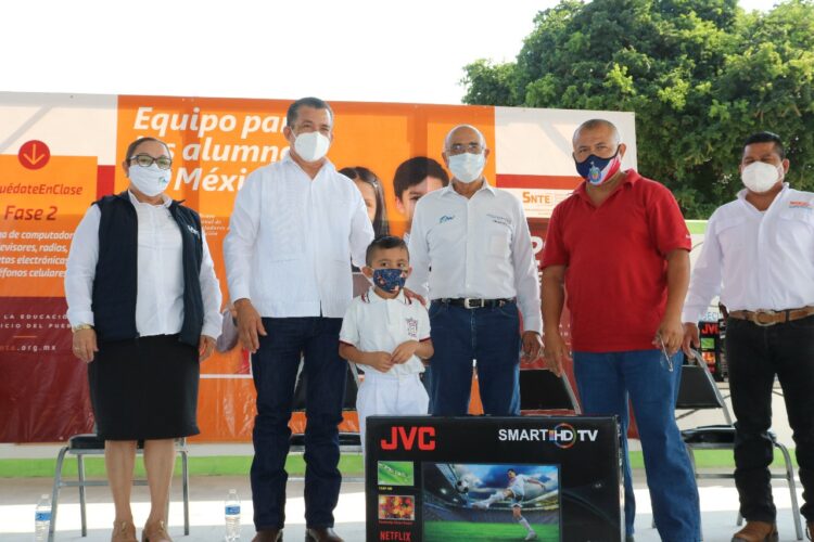 Donan al SNTE predios para construir clínica y oficinas en Soto la Marina