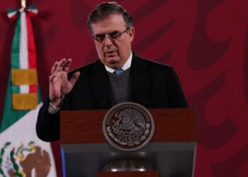 Circula versión de que Ebrard operó voto a favor de Trump en Texas