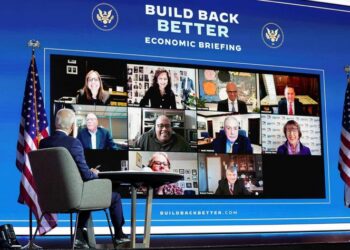 Biden se reúne con altos directivos y líderes sindicales