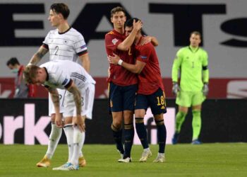 España destroza 6-0 a Alemania y avanza al ‘Final 4’