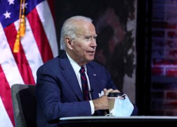 Biden designa a responsables de puestos clave en la Casa Blanca