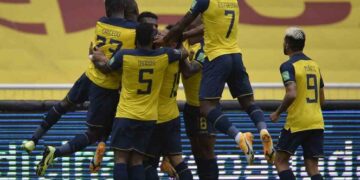Ecuador arrolla en casa 6-1 a Colombia