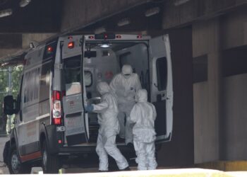 Muertes por covid-19 en México llegan a 99 mil 528