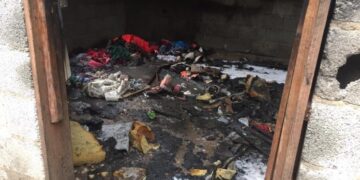 Incendio arrasa con casa de discapacitada