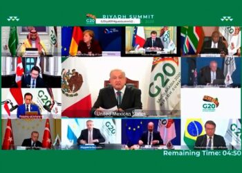 Propone López Obrador a G-20 frenar posible crisis por deudas de países