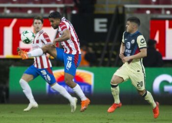Chivas se impone 1-0 al América en Guadalajara