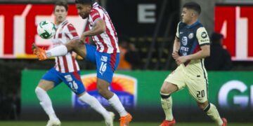 Chivas se impone 1-0 al América en Guadalajara
