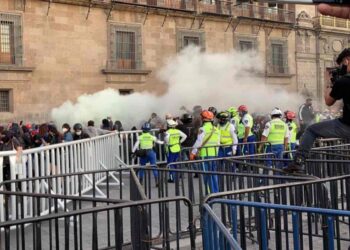 Marcha feminista #25N deja 43 lesionadas; 23 son policías