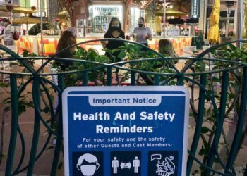 Pega covid a Disney; prevé recorte de 32 mil empleados