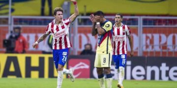 Chivas elimina al América 3-1 y avanza a semifinales