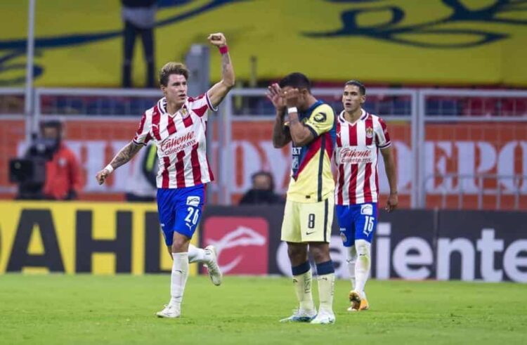 Chivas elimina al América 3-1 y avanza a semifinales