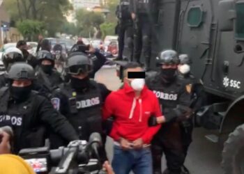 Trasladan a FGJ a sujeto ligado a homicidio de empresario francés
