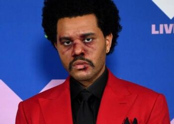 The Weeknd explota contra los Grammy y los llama corruptos