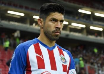 Oribe Peralta asegura que todos en Chivas tienen un gran compromiso