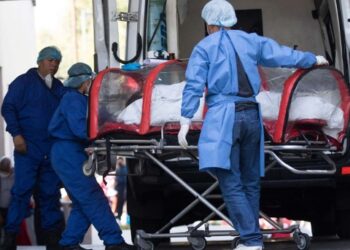 Trabajadores que atienden pacientes covid serán condecorados