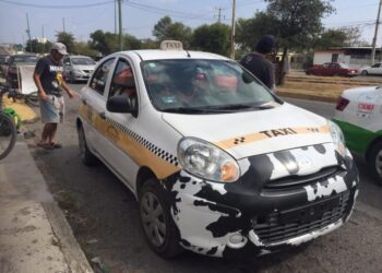 Repartidor sale lesionado al chocar su bicicletaPor