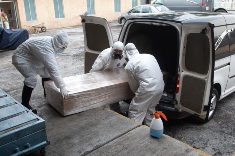 Suma Covid 93 mil 772 muertes en México