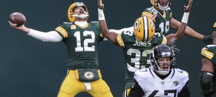 Packers vienen de atrás para derrotar a Jaguars