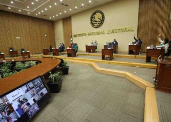 Va Consejo del INE paridad obligatoria en 7 candidaturas estatales