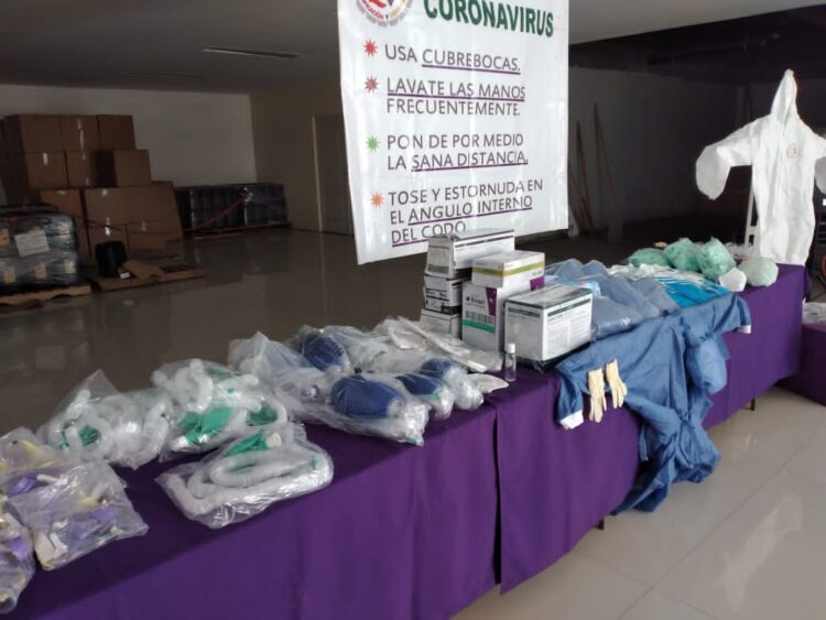 Donan equipo médico al Hospital Regional de Alta Especialidad