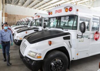 Reitera Rivas objetivo de mejorar transporte en Nuevo Laredo