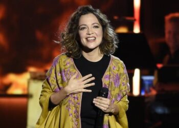 Natalia Lafourcade triunfa en los Latin Grammy