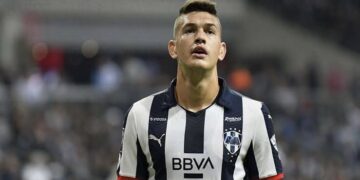 La lesión de César Montes con la selección y el lío en Rayados para el repechaje