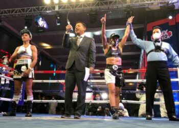 Jackie Nava se lleva la victoria por decisión unánime ante Marisol Corona