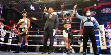 Jackie Nava se lleva la victoria por decisión unánime ante Marisol Corona