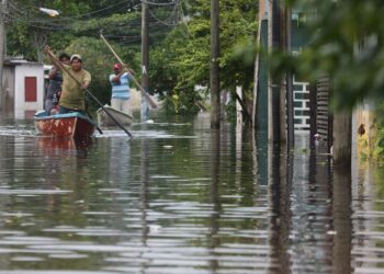 Suman 27 muertos por inundaciones en Chiapas, Tabasco y Veracruz
