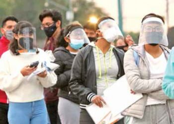 Desertan casi cien mil universitarios en México durante pandemia