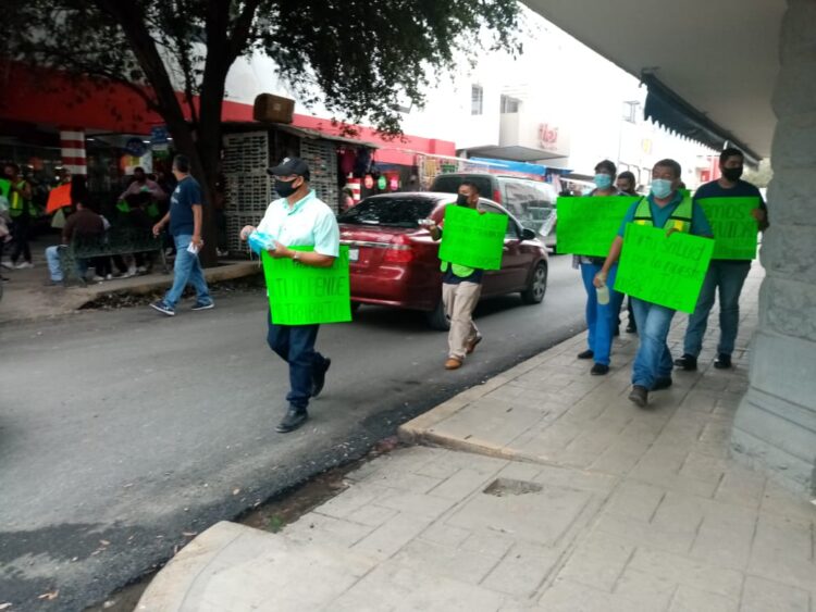 Vendedores ambulantes proponen trabajo comunitario por NO usar cubre bocas