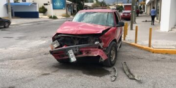 Menor resulta lesionado en choque