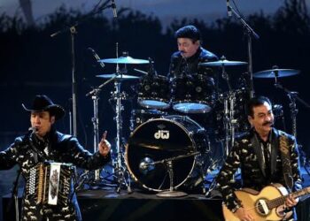 México se impone ante el reggaetón en los Latin Grammy 2020