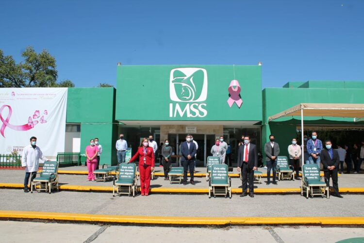 Donan sillas de ruedas al IMSS