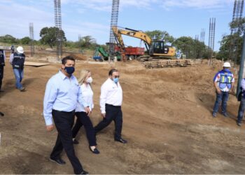 Amplían infraestructura educativa y de salud