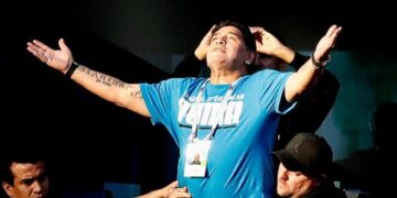 El futbol mundial llora el fallecimiento del “10” argentino