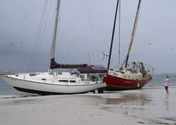 Tormenta tropical Iota azotaría como huracán a Centroamérica