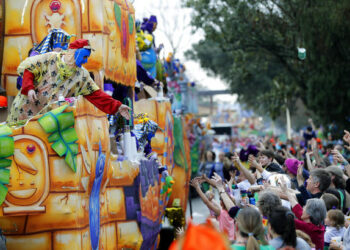 Cancelan desfiles de Mardi Gras en Nueva Orleans por COVID