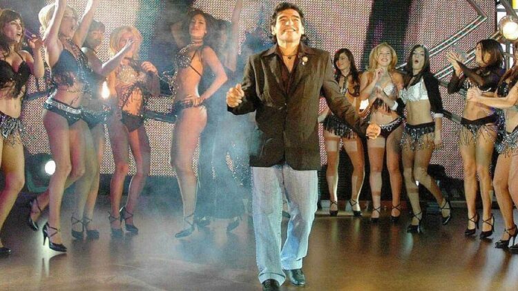 El Diego fue conductor de televisión