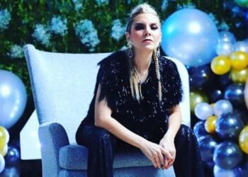 Panini comparte video con las hijas de Karla Luna