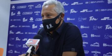 Ha sido un torneo para el olvido: DT. Roberto Hernández
